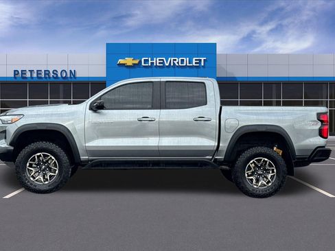 Used 2023 Chevrolet Colorado ZR2 w/ ZR2 Convenience Package III image 7