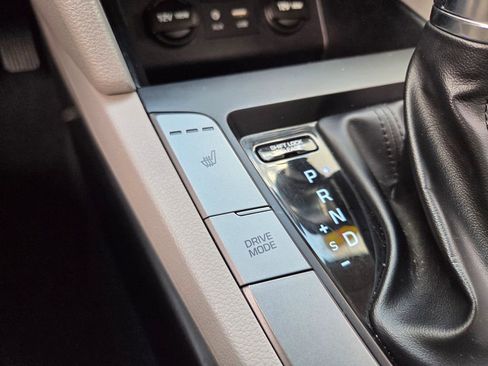 Used 2019 Hyundai Elantra Value Edition image 37