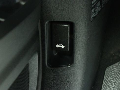 Used 2024 Honda Odyssey Sport image 32