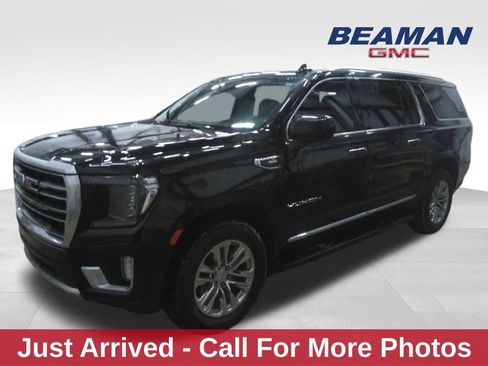 Used 2024 GMC Yukon XL SLT image 1