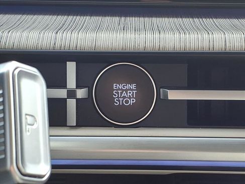 Used 2025 Hyundai Santa Fe Calligraphy image 17