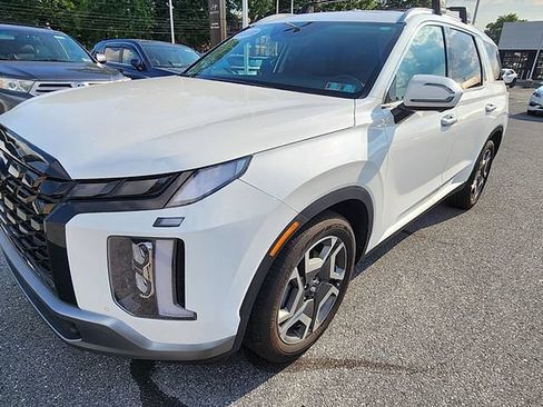 Certified 2025 Hyundai Palisade SEL FWD image 3