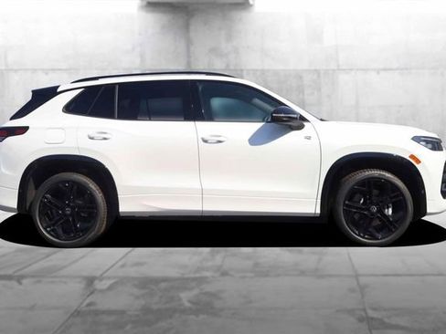 New 2026 Volkswagen Tiguan SE R-Line AWD/4WD image 5