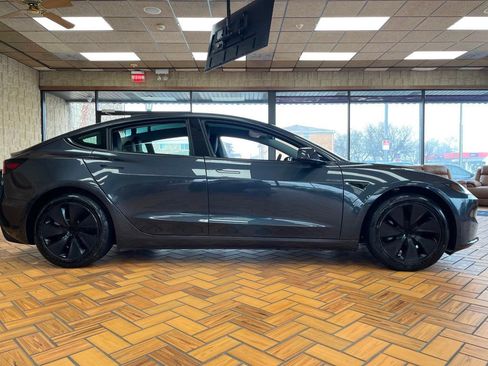 Used 2024 Tesla Model 3 image 8