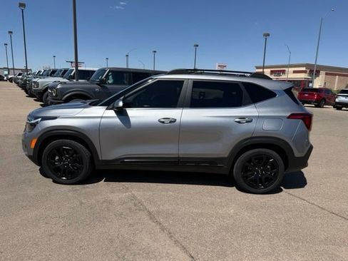 Used 2024 Kia Seltos X-Line AWD/4WD image 10