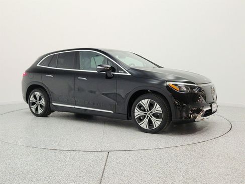Certified 2026 Mercedes-Benz EQE 320+ SUV image 3