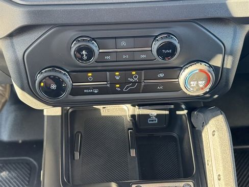 New 2025 Ford Bronco Badlands AWD/4WD image 14