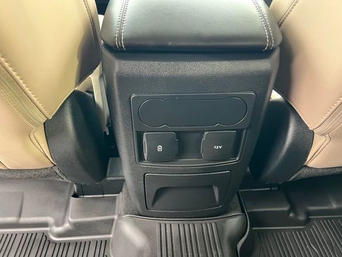 Used 2023 Ford Explorer XLT w/ Equipment Group 202A image 22