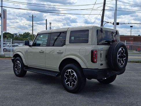 Certified 2025 Ford Bronco Outer Banks AWD/4WD image 4