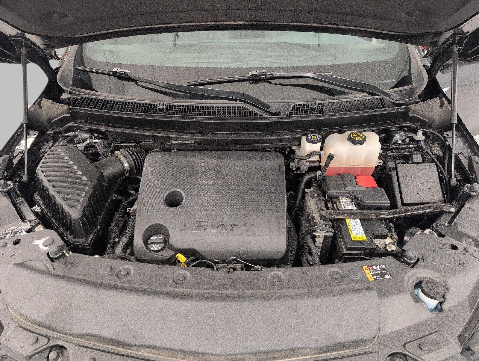 Used 2023 Buick Enclave Essence w/ LPO, Floor Liner Package AWD/4WD image 8