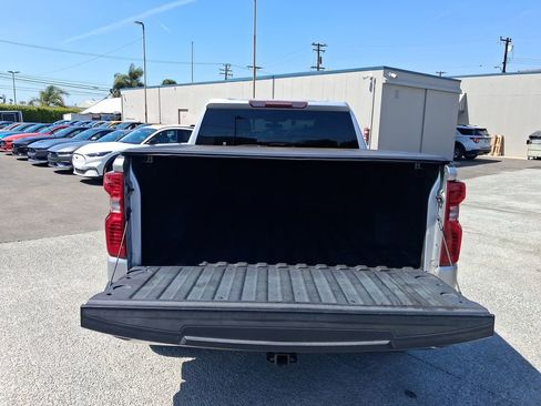 Used 2022 Chevrolet Silverado 1500 LT w/ Bed Protection Package RWD image 27