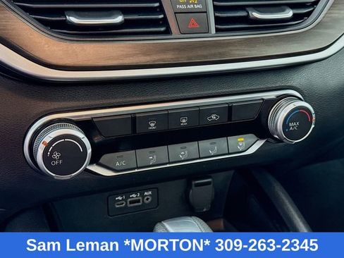 Used 2024 Nissan Altima 2.5 SV image 15