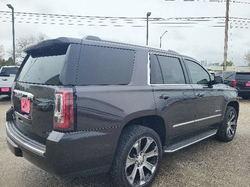 Used 2018 GMC Yukon Denali w/ Open Road Package AWD/4WD image 11