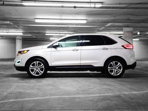 Used 2018 Ford Edge Titanium w/ Canadian Touring Package image 14
