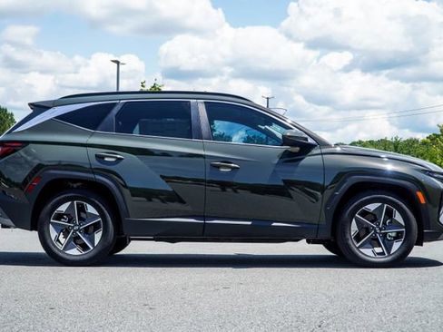 Used 2025 Hyundai Tucson SEL FWD image 6