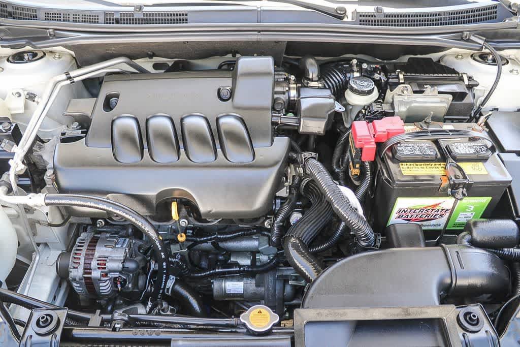 Used 2012 Nissan Sentra 2.0 SR w/ Special Edition Pkg FWD image 27