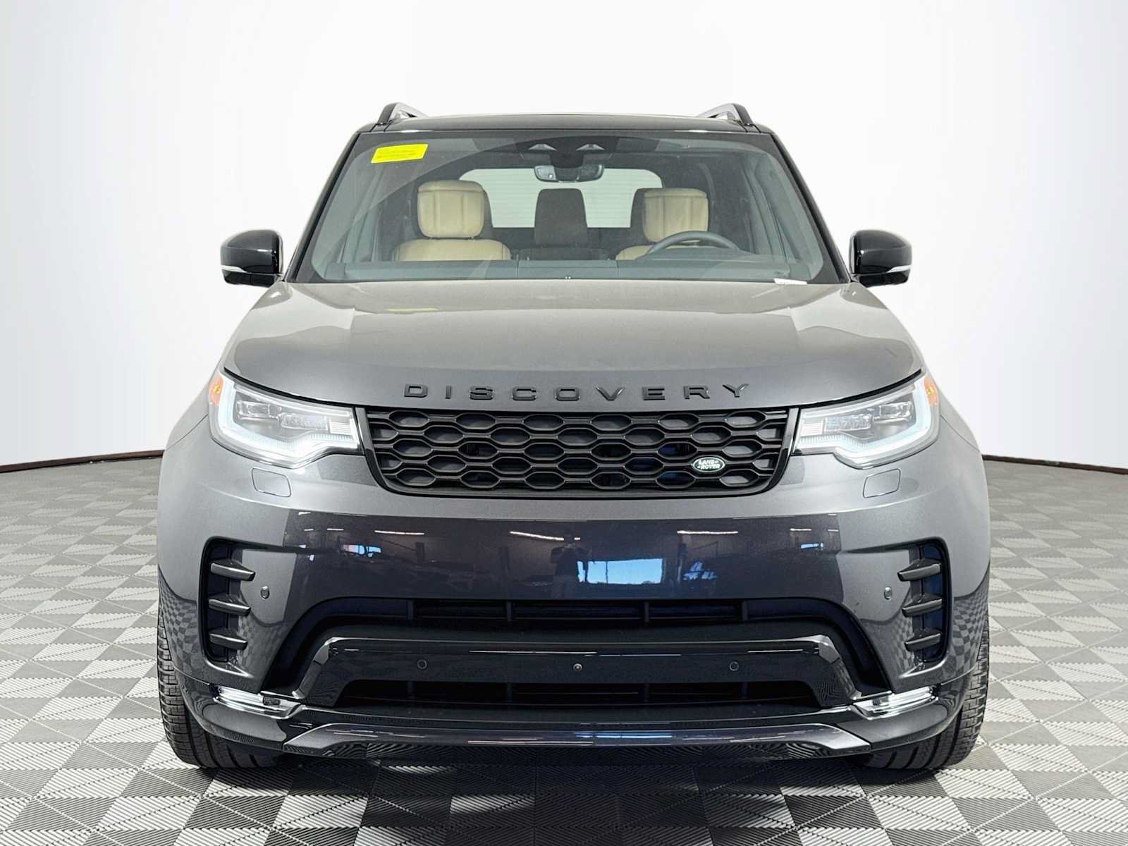 New 2026 Land Rover Discovery Dynamic SE AWD/4WD image 2