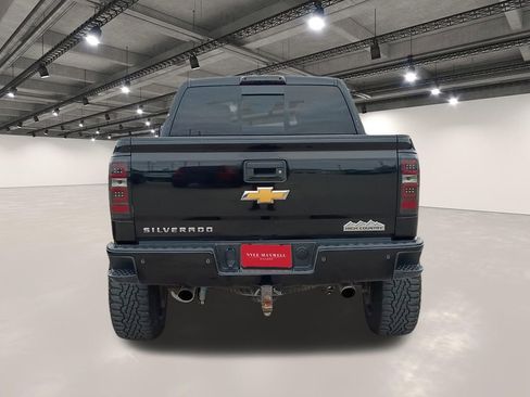 Used 2018 Chevrolet Silverado 1500 High Country image 15