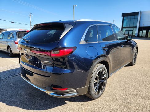 Certified 2024 MAZDA CX-90 Plug-In Hybrid w/ Premium Plus image 4