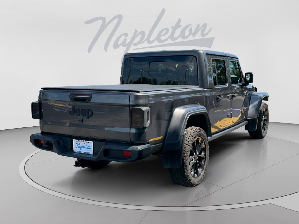 Used 2024 Jeep Gladiator Sport AWD/4WD image 6