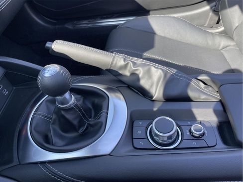 Used 2024 MAZDA MX-5 Miata Grand Touring w/ Appearance Package image 27