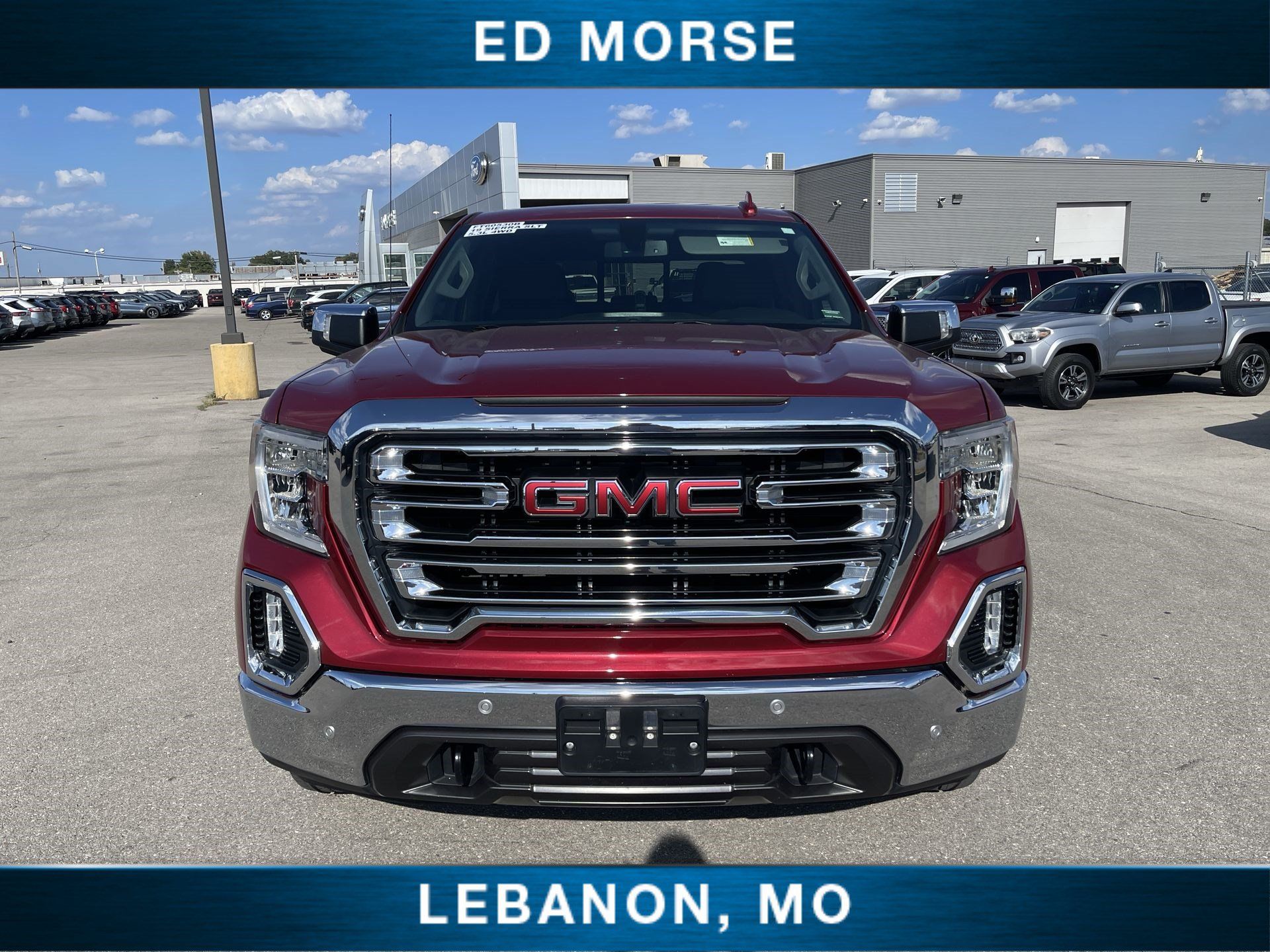 Used 2019 GMC Sierra 1500 SLT w/ SLT Premium Package AWD/4WD image 3