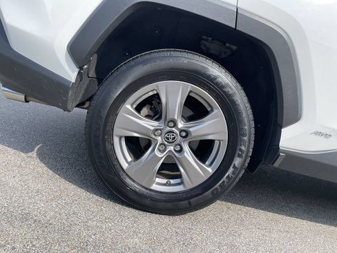 Certified 2024 Toyota RAV4 LE AWD/4WD image 12