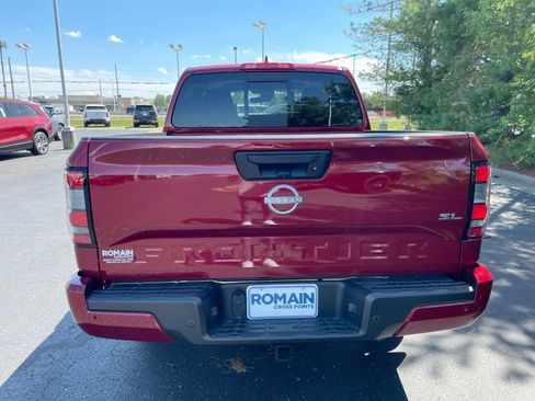 Used 2024 Nissan Frontier SL w/ Technology Package RWD image 4