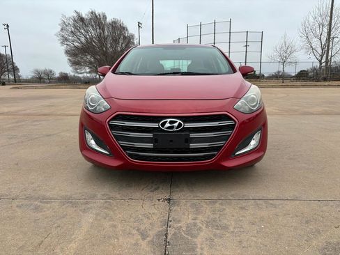 Used 2016 Hyundai Elantra GT w/ Option Group 02 image 5