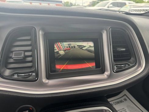 Used 2019 Dodge Challenger R/T RWD image 30