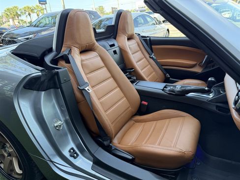 Used 2017 FIAT 124 Spider Lusso RWD image 19