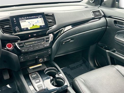 Used 2022 Honda Pilot Black Edition image 24
