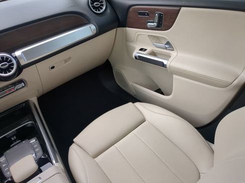 Used 2021 Mercedes-Benz GLB 250 image 19
