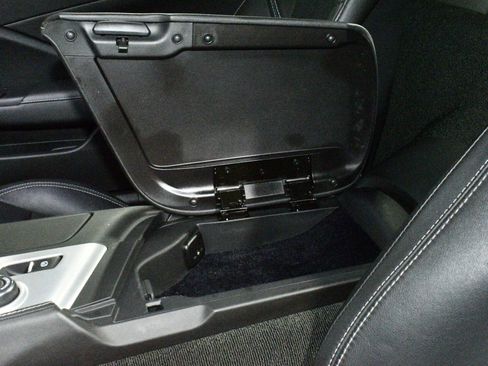 Used 2017 Chevrolet Corvette Z06 w/ Z07 Performance Package image 42