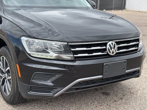 Used 2020 Volkswagen Tiguan SE image 12