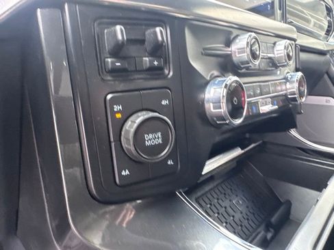 Used 2023 Ford F150 Lariat AWD/4WD image 18
