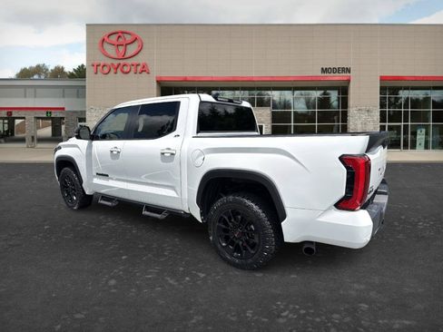 Used 2024 Toyota Tundra SR5 w/ SR5 Premium Package AWD/4WD image 6