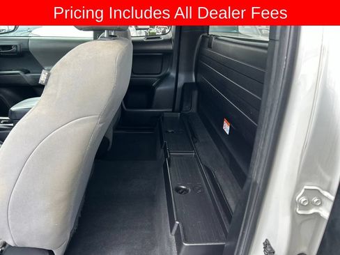 Used 2022 Toyota Tacoma SR RWD image 12