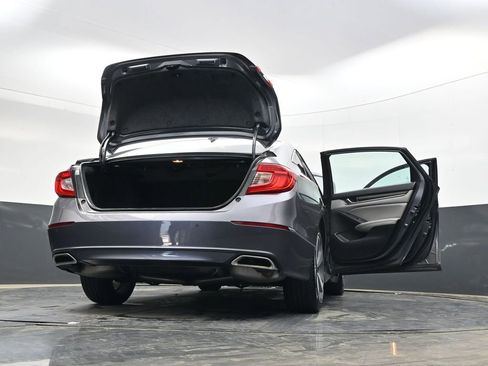 Used 2020 Honda Accord Touring image 38
