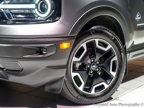 Used 2024 Ford Bronco Sport Outer Banks w/ Tech Package image 5