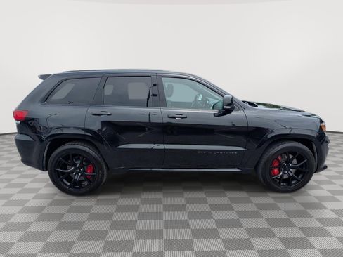 Used 2016 Jeep Grand Cherokee SRT AWD/4WD image 6