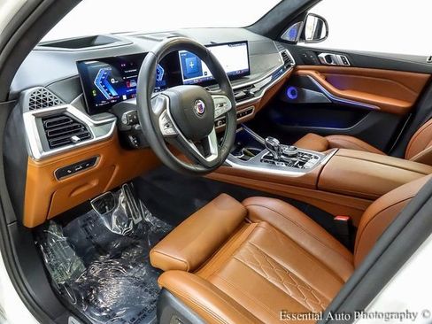 Used 2025 BMW ALPINA XB7 image 16