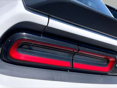 Used 2017 Dodge Challenger R/T Plus RWD image 29
