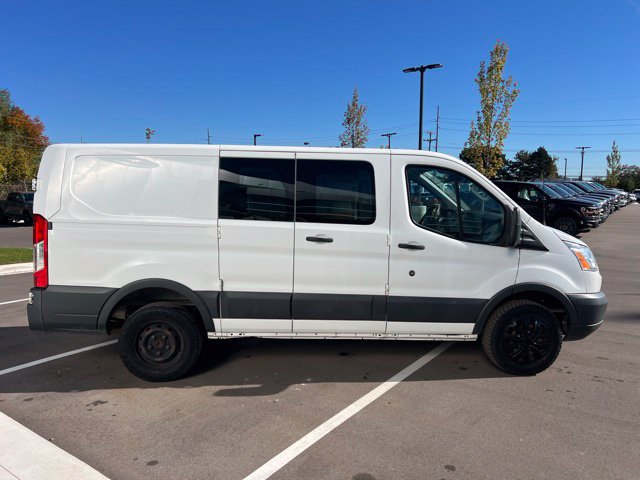 Used 2017 Ford Transit 250 130 Low Roof w/ Exterior Upgrade Package RWD image 4