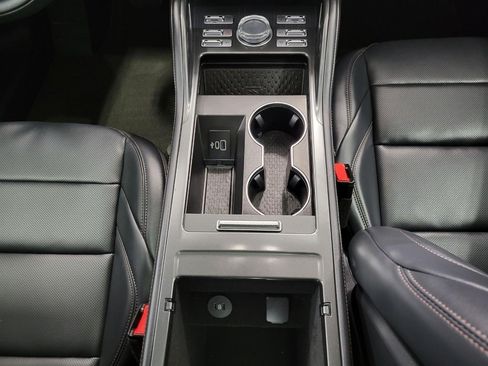 Used 2025 Lincoln Nautilus Premier w/ Equipment Group 102A AWD/4WD image 74