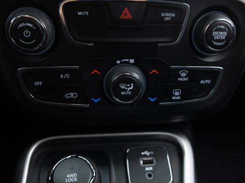 Used 2021 Jeep Compass Sport w/ Cold Weather Group AWD/4WD image 35