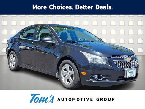 Used 2014 Chevrolet Cruze LT w/ Technology Package FWD image 1
