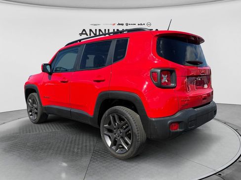 Used 2022 Jeep Renegade Latitude w/ Sun/Sound Group image 3