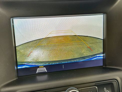 Used 2019 GMC Terrain SLE w/ Black Edition FWD image 16