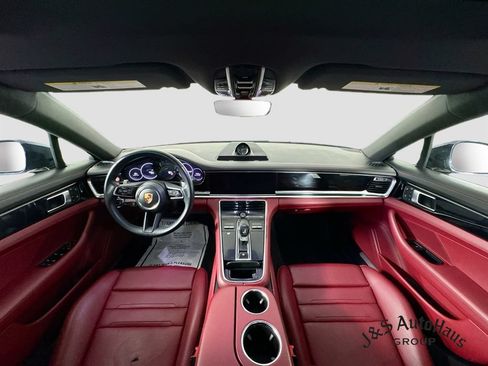 Used 2023 Porsche Panamera 4 AWD/4WD image 29